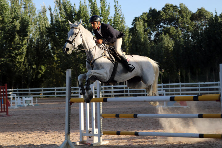  برترین‌های دور چهارم مسابقات پرش با اسب استان همدان معرفی شدند